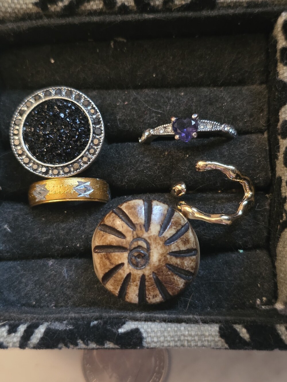 5 Cotume Jewelry Rings